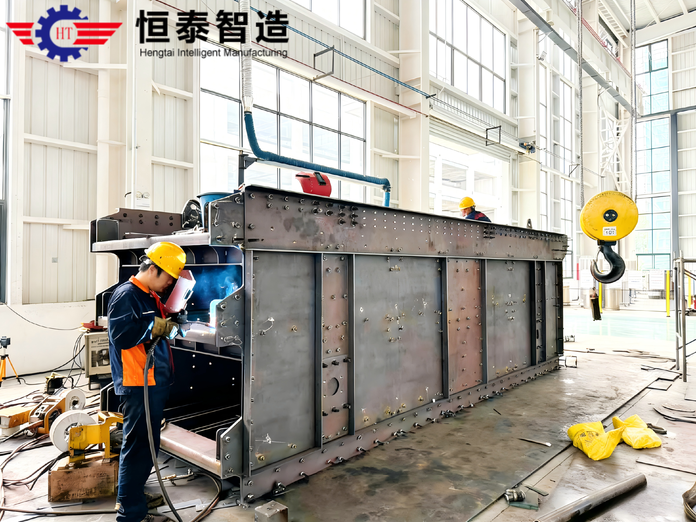 LF series thin oil lubrication horizontal vibrating screen - Overall appearance