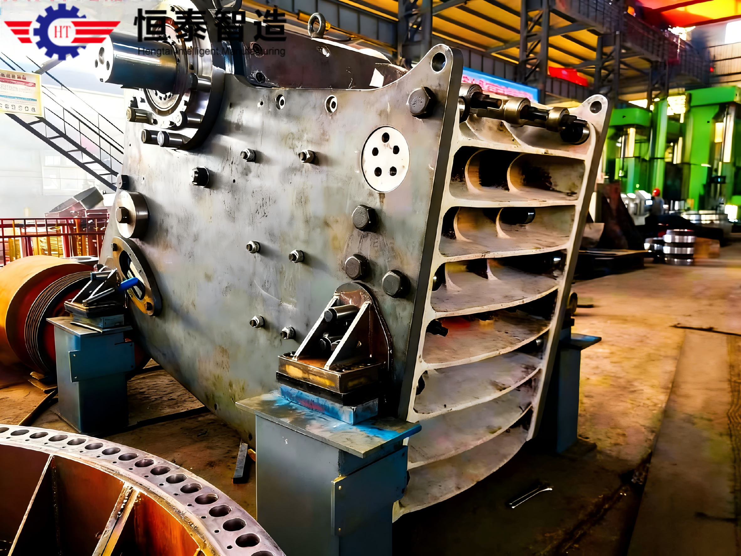 PEV series jaw crusher - Working scene