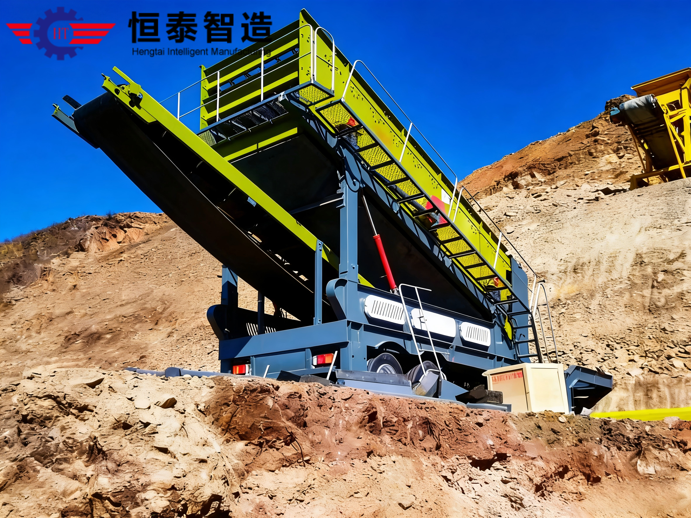 Wheeled Mobile Heavy Hammer Crushing Plant overview